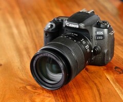 Canon EOS M50 Mark II 15-45 kit - pickup today