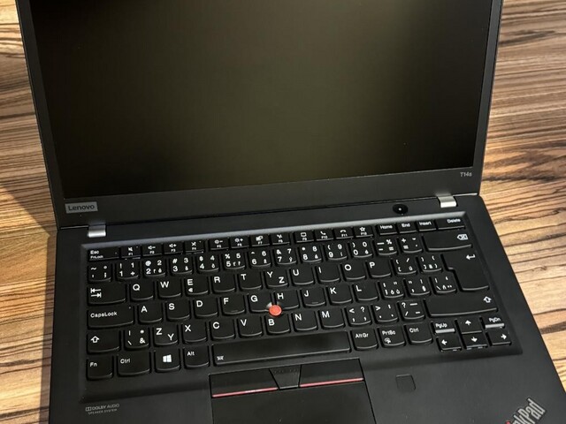ASUS VivoBook 15 i5-1135G7 8GB/512GB - must go